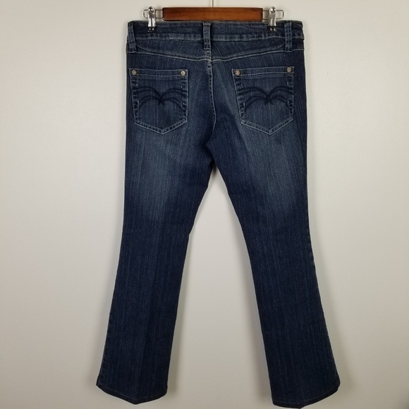 Highway Boot Leg Mid-Rise Distressed Jeans - Picture 4 of 8